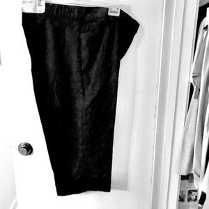 NWT Capris, Black, Size 14